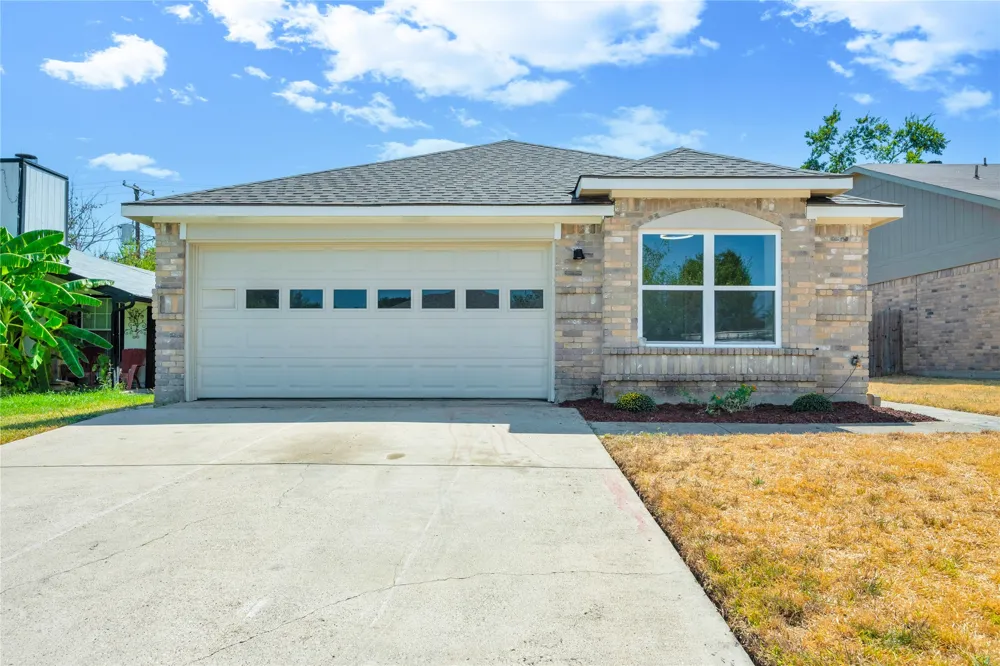 1428 Woodfern Drive Arlington, TX 76018