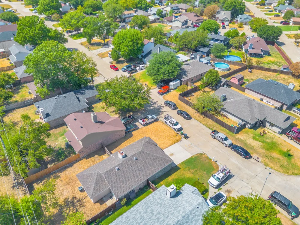 1428 Woodfern Drive Arlington, TX 76018