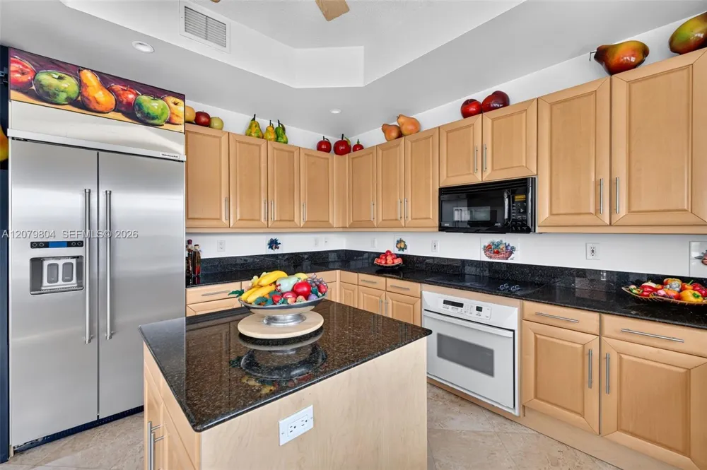 25 Hendricks Isle #303 & 304 Fort Lauderdale, FL 33301