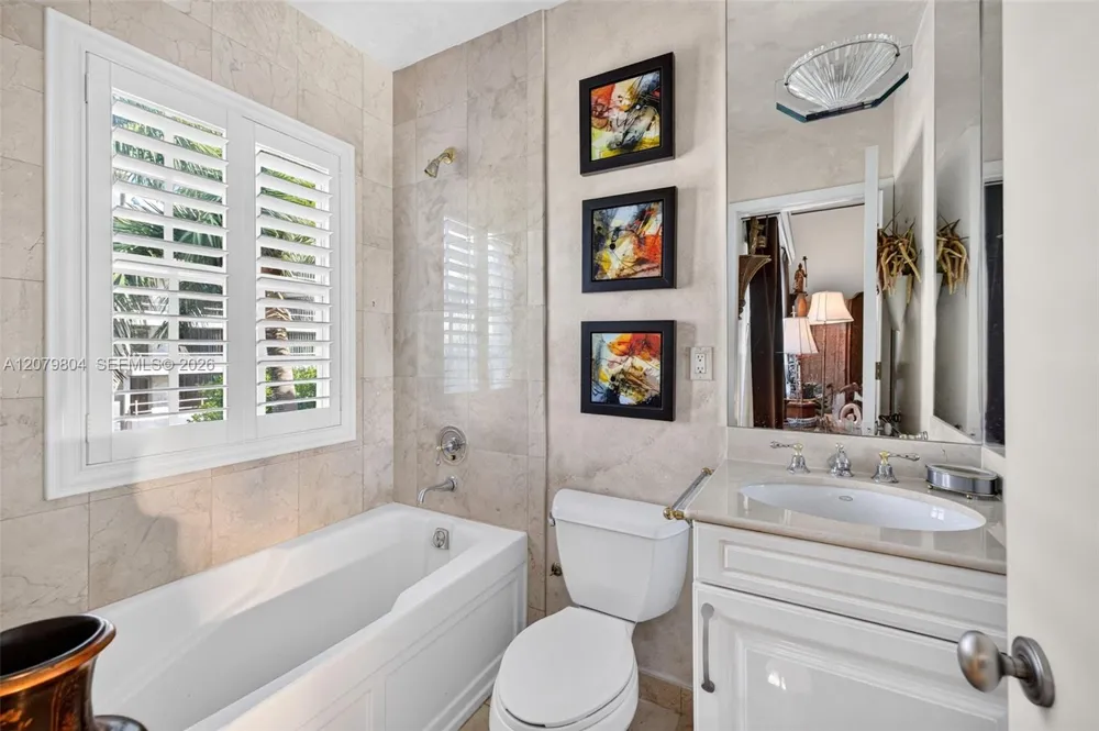 25 Hendricks Isle #303 & 304 Fort Lauderdale, FL 33301