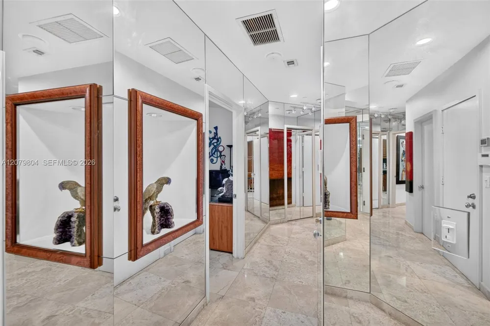 25 Hendricks Isle #303 & 304 Fort Lauderdale, FL 33301