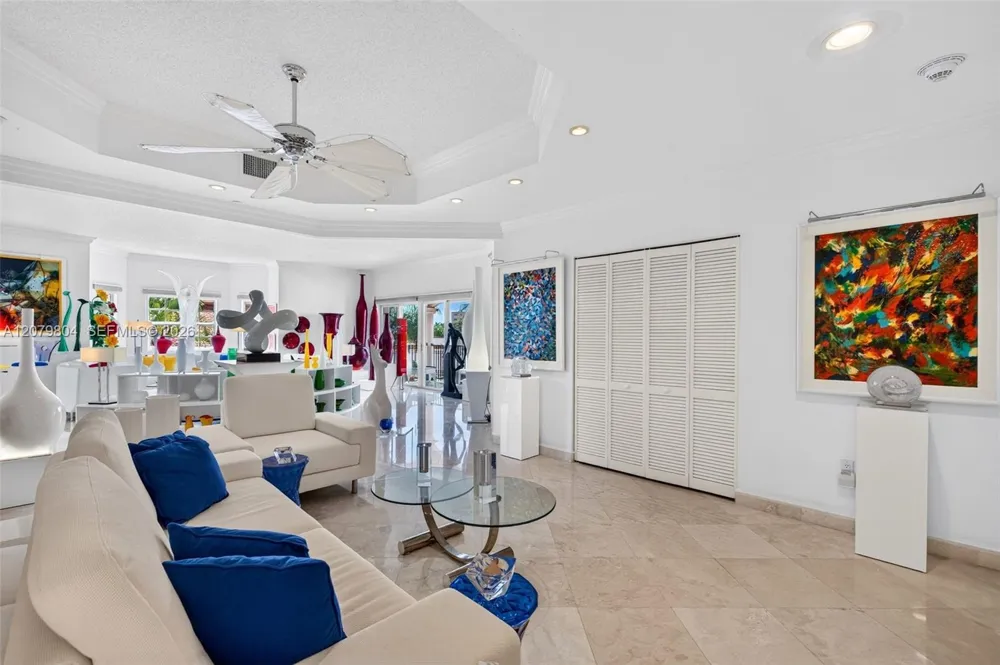 25 Hendricks Isle #303 & 304 Fort Lauderdale, FL 33301