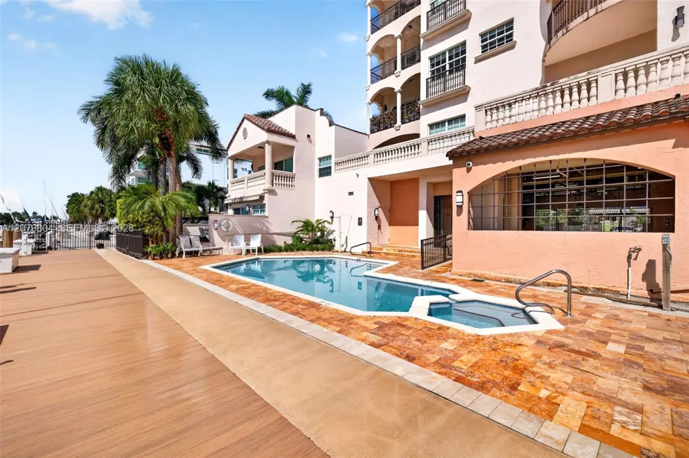 25 Hendricks Isle #303 & 304 Fort Lauderdale, FL 33301