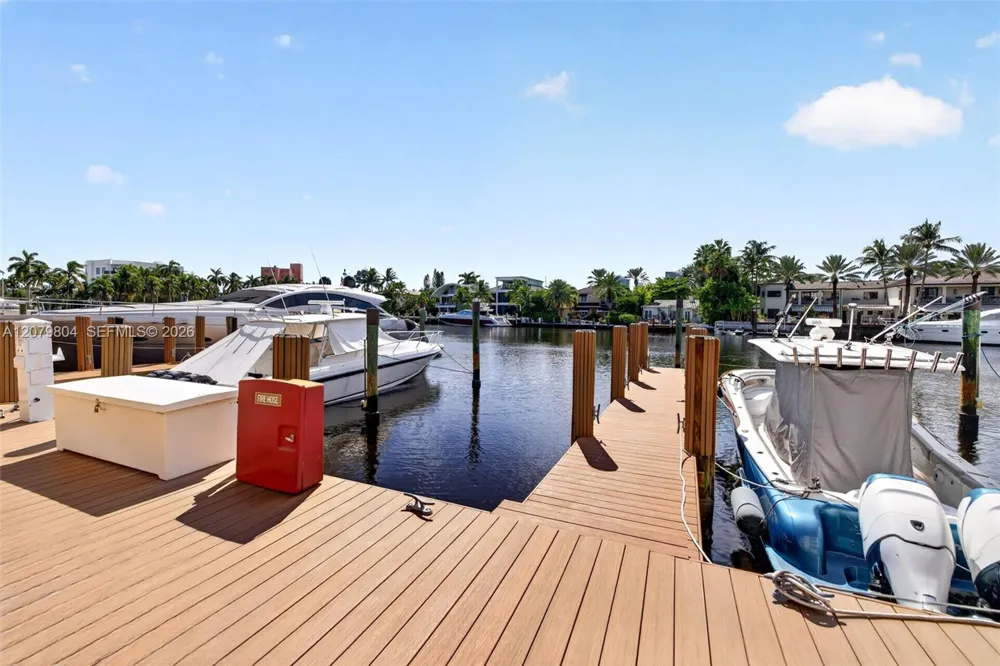 25 Hendricks Isle #303 & 304 Fort Lauderdale, FL 33301