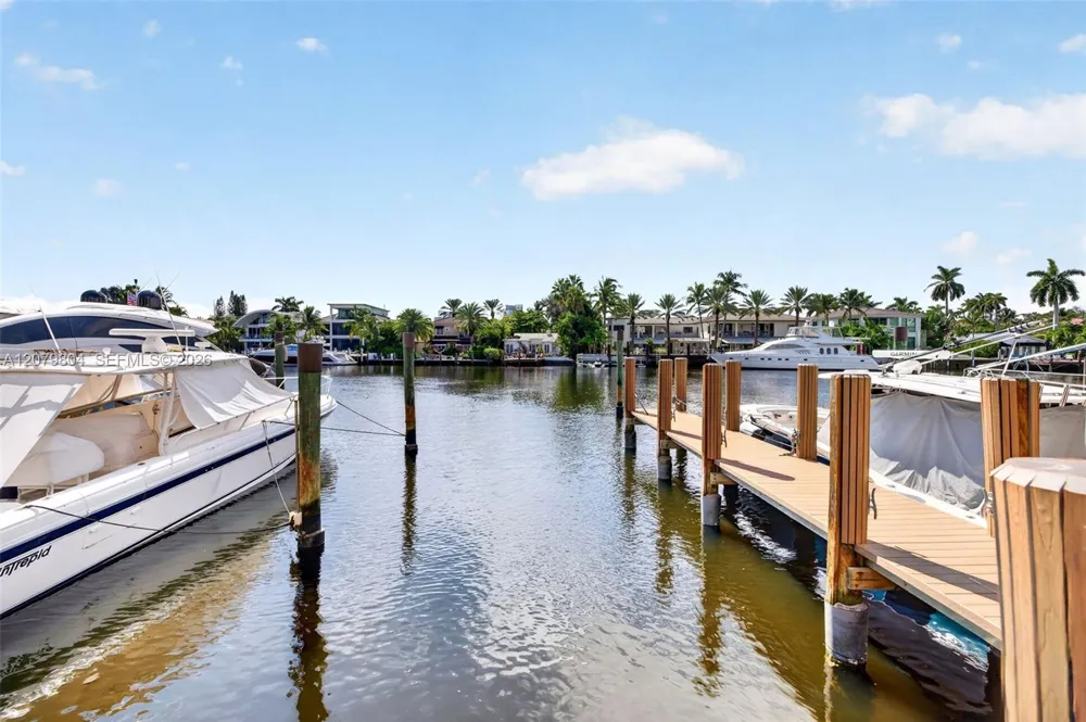 25 Hendricks Isle #303 & 304 Fort Lauderdale, FL 33301