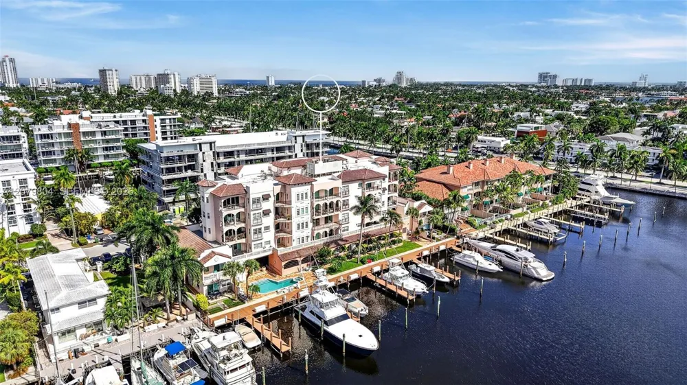 25 Hendricks Isle #303 & 304 Fort Lauderdale, FL 33301