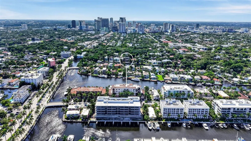 25 Hendricks Isle #303 & 304 Fort Lauderdale, FL 33301