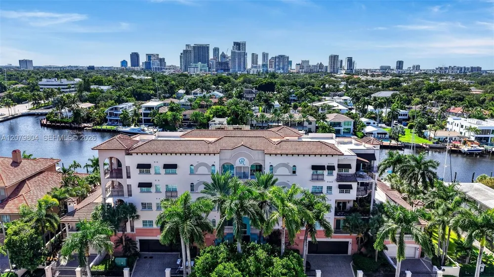 25 Hendricks Isle #303 & 304 Fort Lauderdale, FL 33301