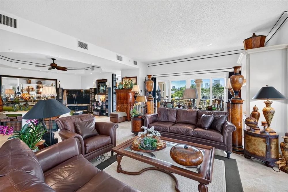 25 Hendricks Isle #303 & 304 Fort Lauderdale, FL 33301