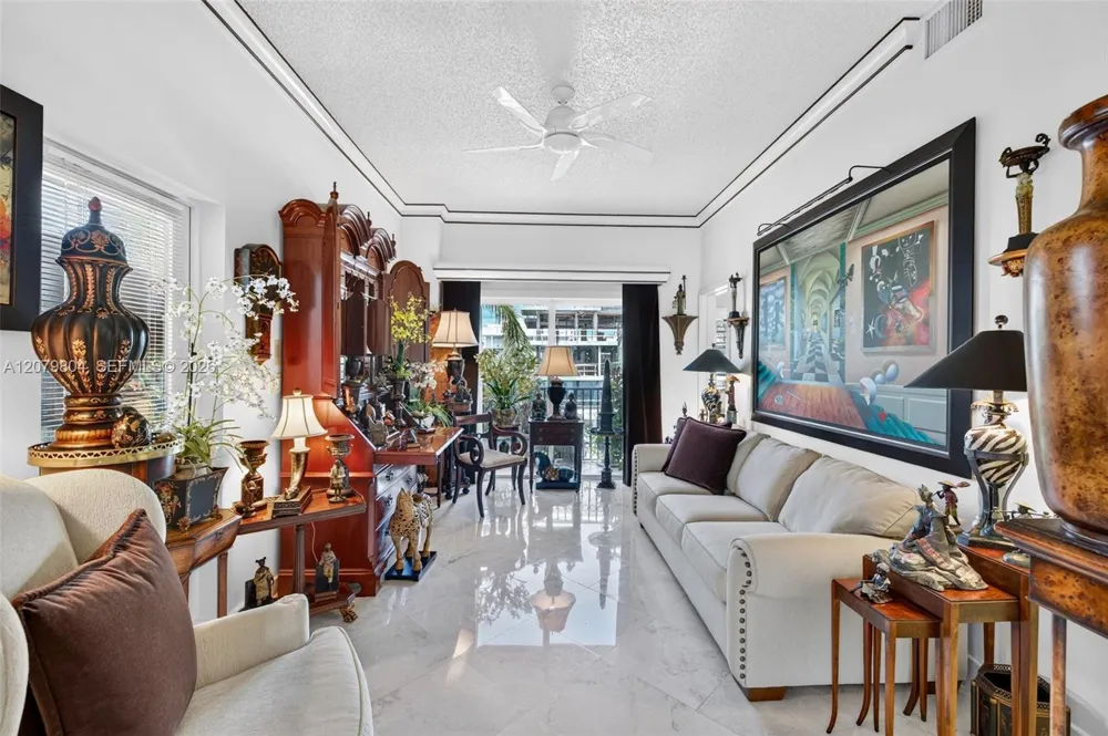 25 Hendricks Isle #303 & 304 Fort Lauderdale, FL 33301