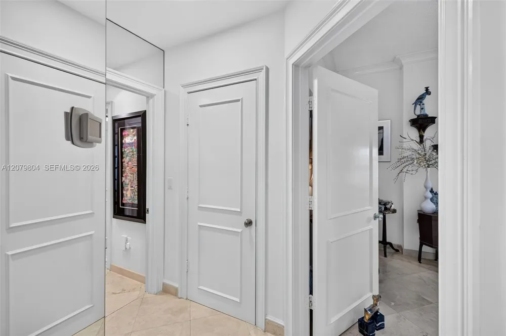 25 Hendricks Isle #303 & 304 Fort Lauderdale, FL 33301