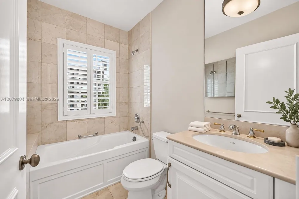 25 Hendricks Isle #303 & 304 Fort Lauderdale, FL 33301