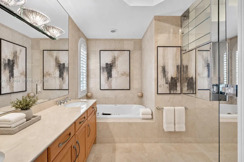 25 Hendricks Isle #303 & 304 Fort Lauderdale, FL 33301