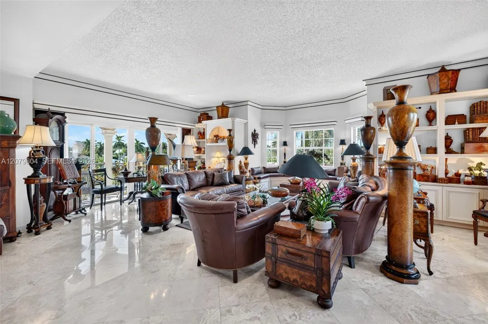 25 Hendricks Isle #303 & 304 Fort Lauderdale, FL 33301