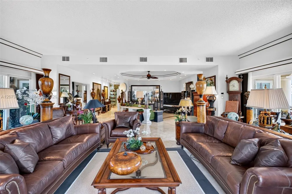 25 Hendricks Isle #303 & 304 Fort Lauderdale, FL 33301