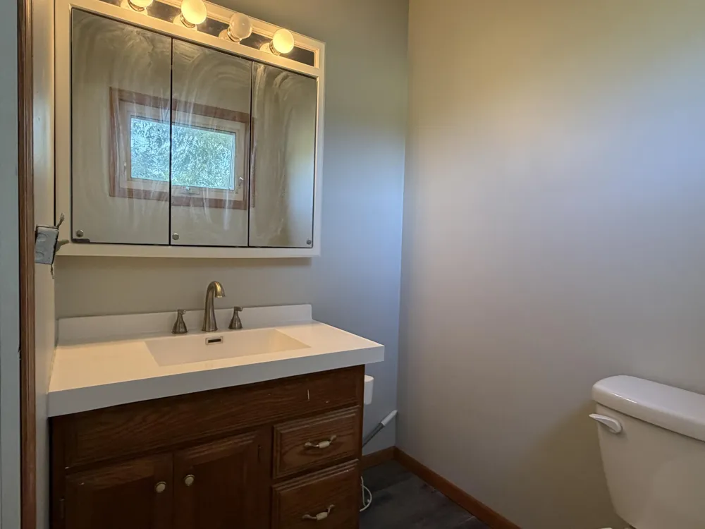 3171 Adams Road Jonesville, MI 49250