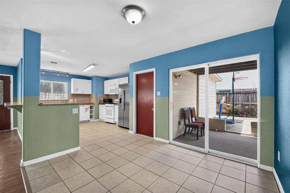 7002 Leader Street Houston, TX 77074