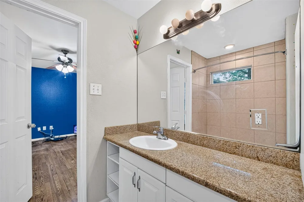 7002 Leader Street Houston, TX 77074