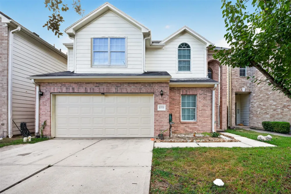 10119 W Palm Lake Drive Houston, TX 77034