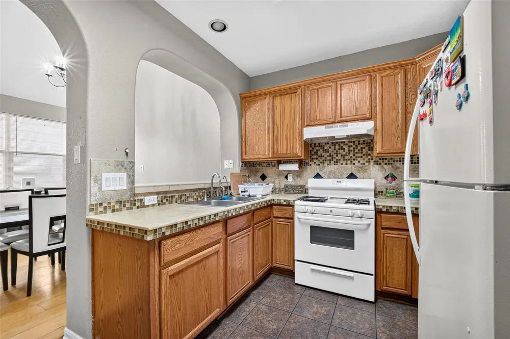 10119 W Palm Lake Drive Houston, TX 77034