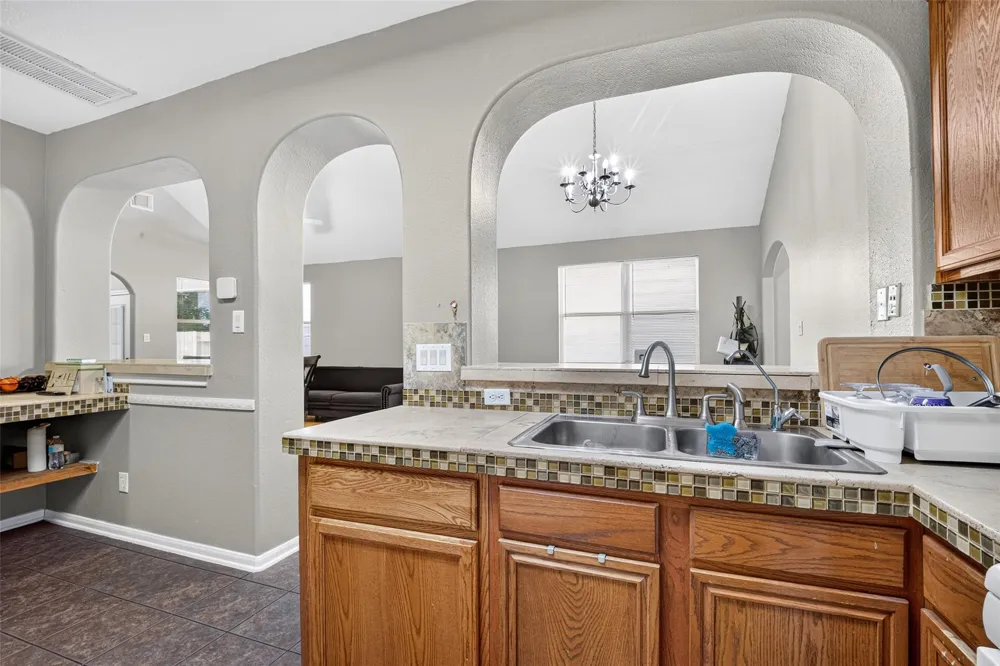 10119 W Palm Lake Drive Houston, TX 77034