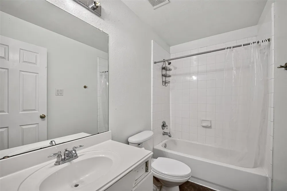 10119 W Palm Lake Drive Houston, TX 77034