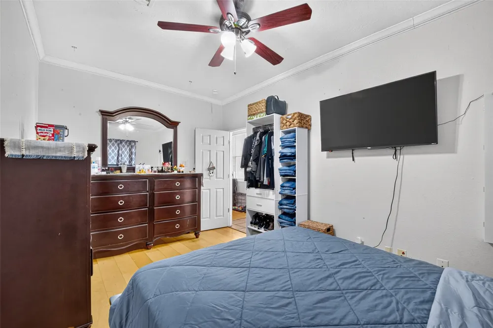 10119 W Palm Lake Drive Houston, TX 77034