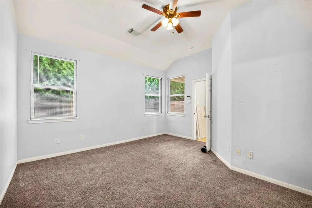 10119 W Palm Lake Drive Houston, TX 77034