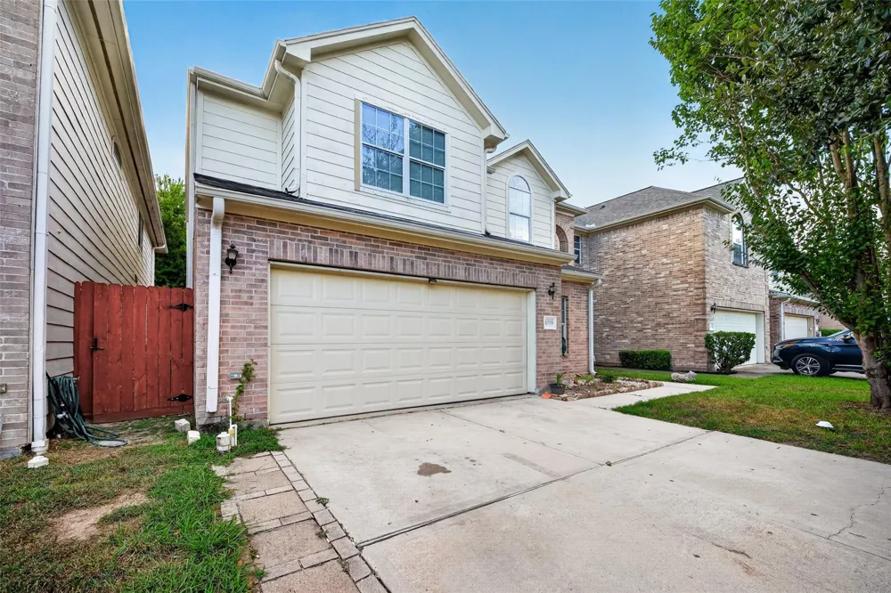 10119 W Palm Lake Drive Houston, TX 77034