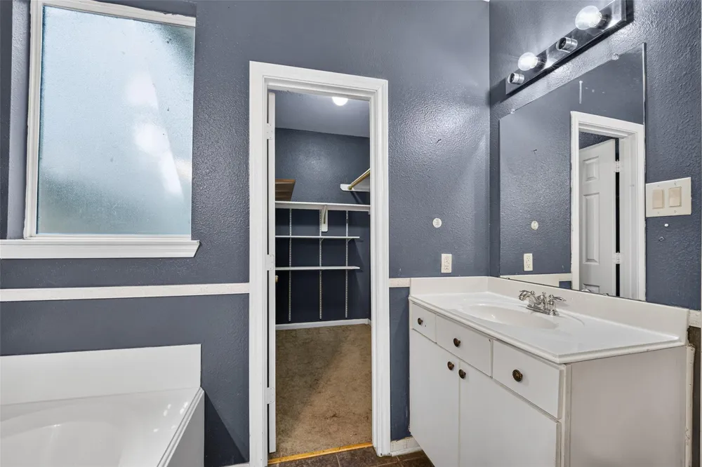 10119 W Palm Lake Drive Houston, TX 77034