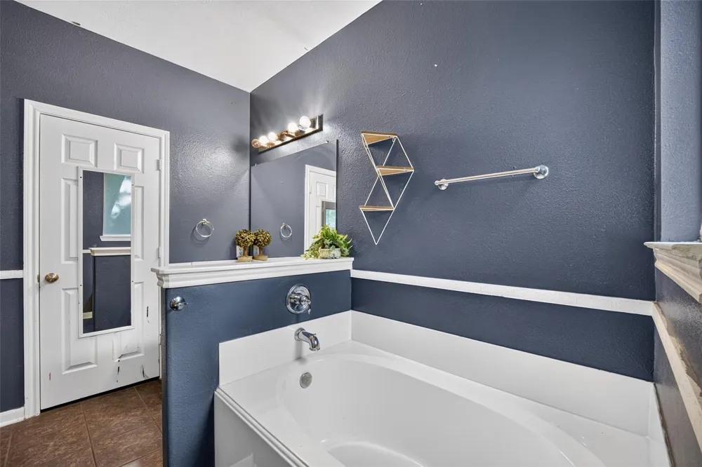 10119 W Palm Lake Drive Houston, TX 77034