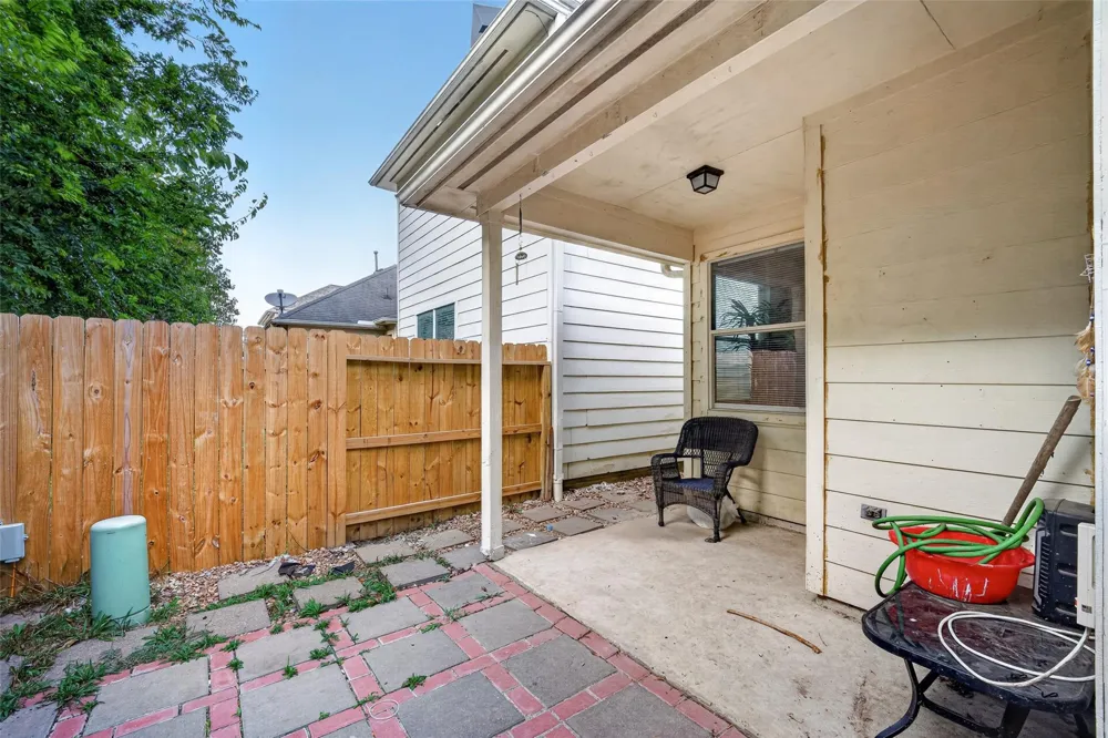 10119 W Palm Lake Drive Houston, TX 77034