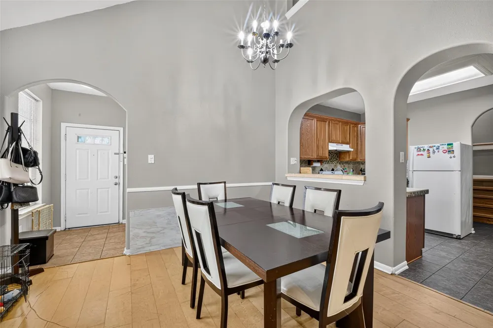 10119 W Palm Lake Drive Houston, TX 77034