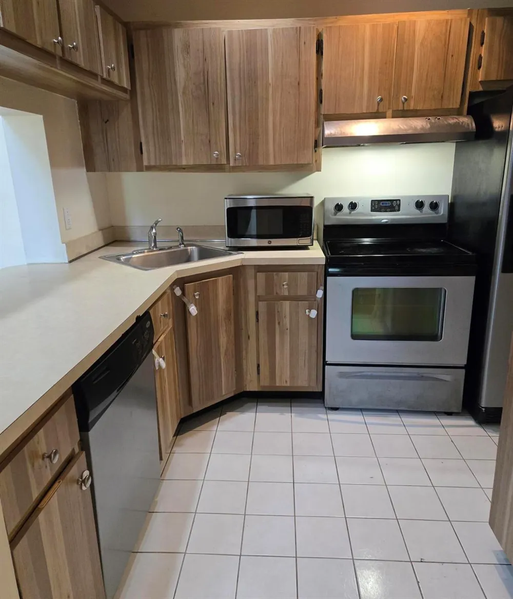1009 Green Pine Boulevard #D3 West Palm Beach, FL 33409