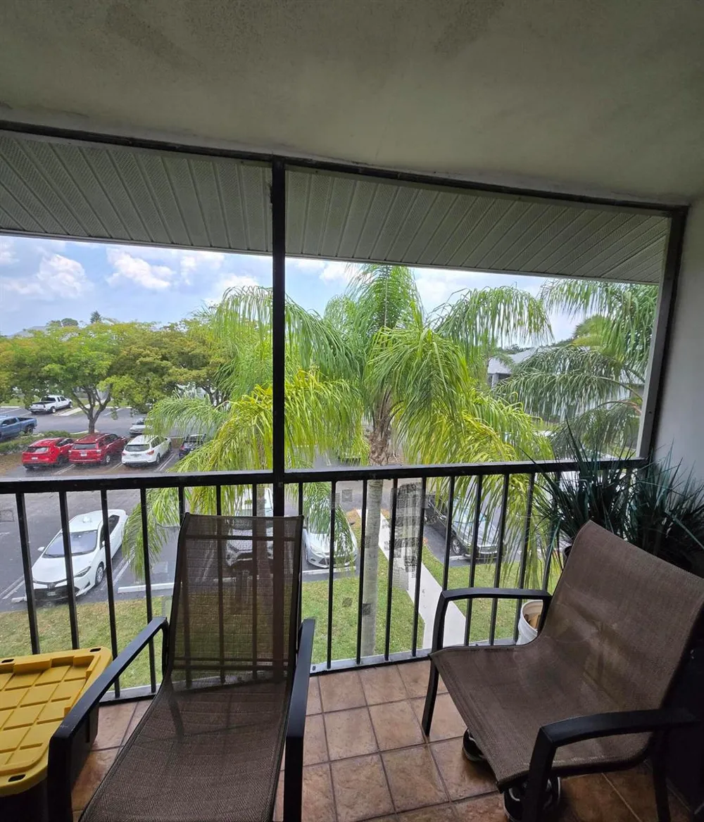 1009 Green Pine Boulevard #D3 West Palm Beach, FL 33409