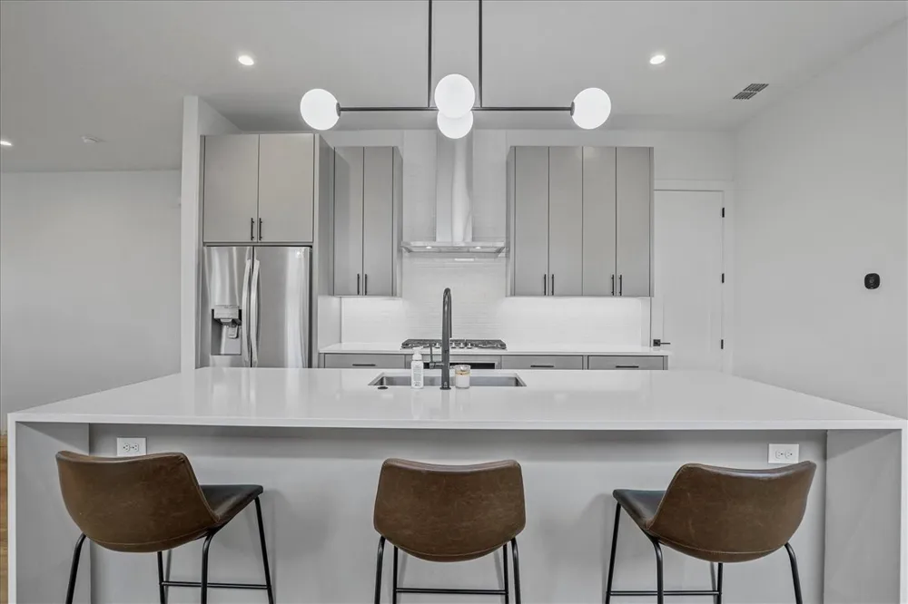 2413 Crossman Avenue Dallas, TX 75212