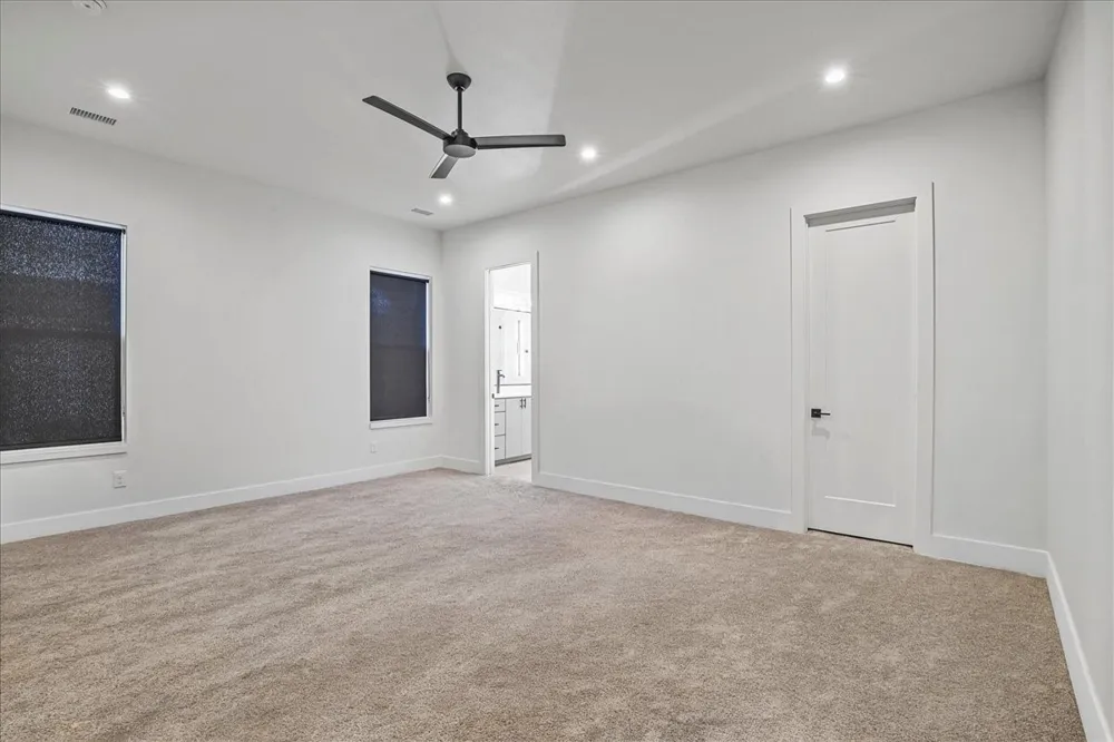 2413 Crossman Avenue Dallas, TX 75212