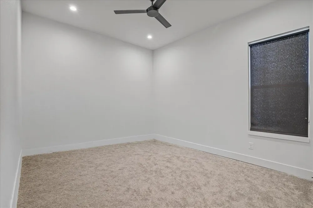 2413 Crossman Avenue Dallas, TX 75212