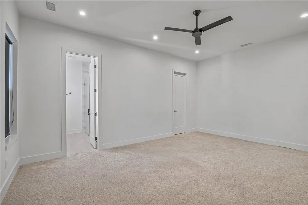 2413 Crossman Avenue Dallas, TX 75212