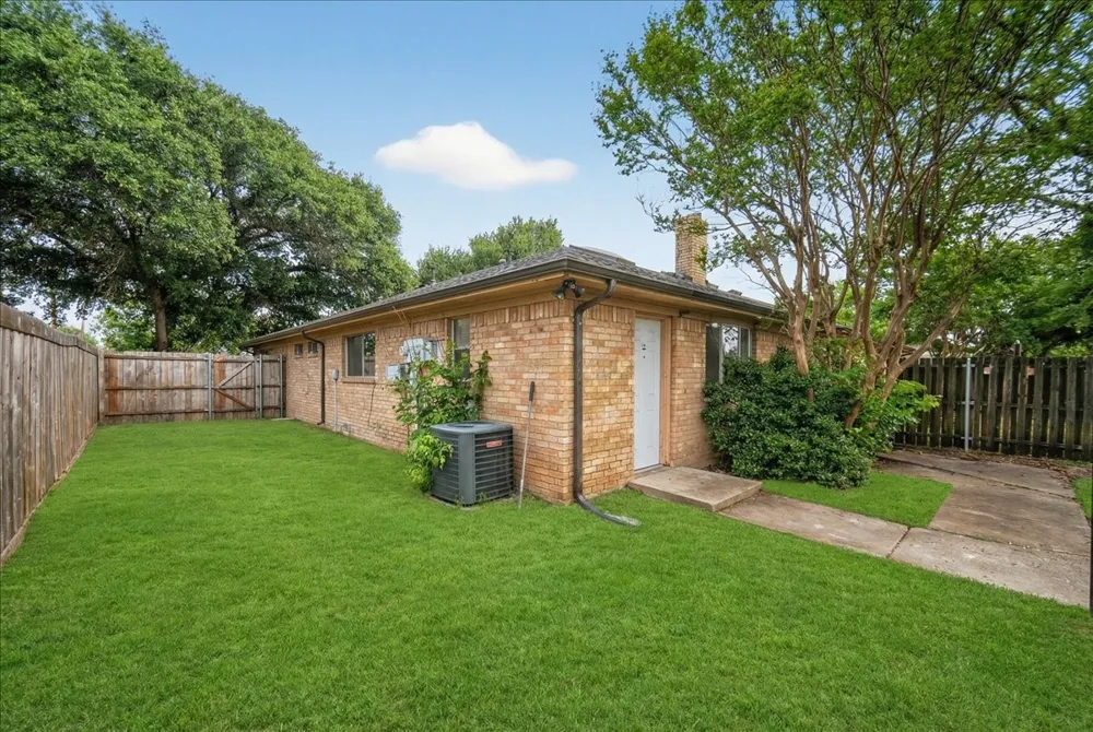 12629 Hornbeam Drive Dallas, TX 75243