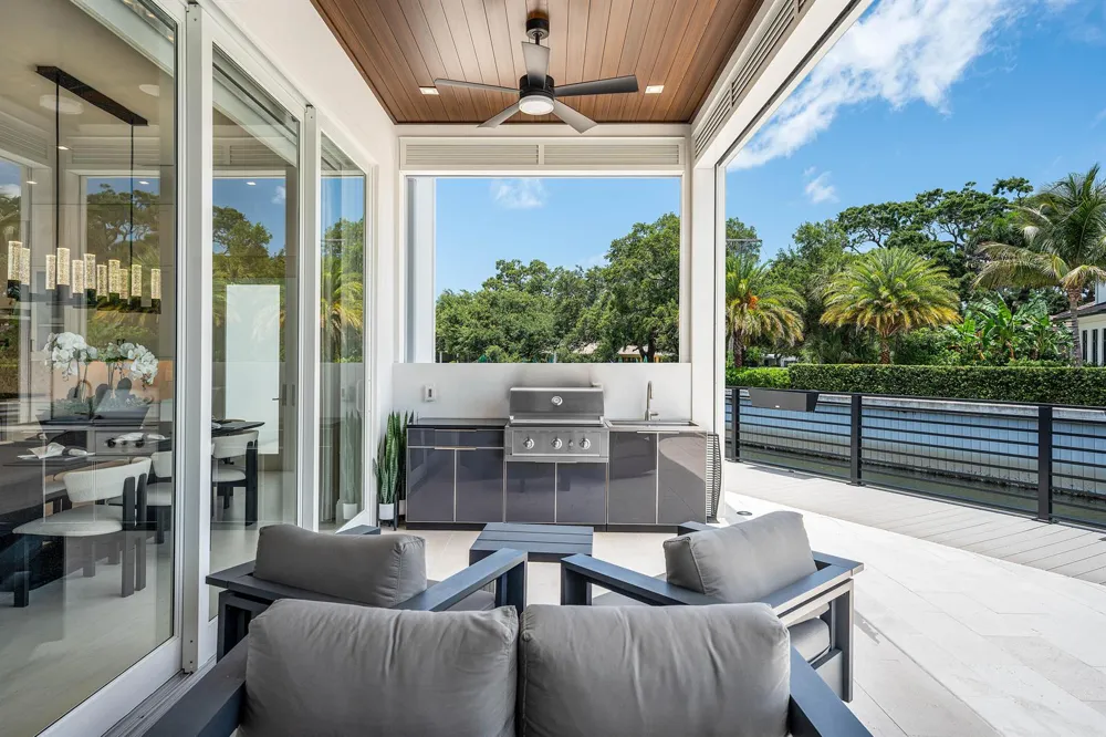 12898 S Shore Drive Palm Beach Gardens, FL 33410