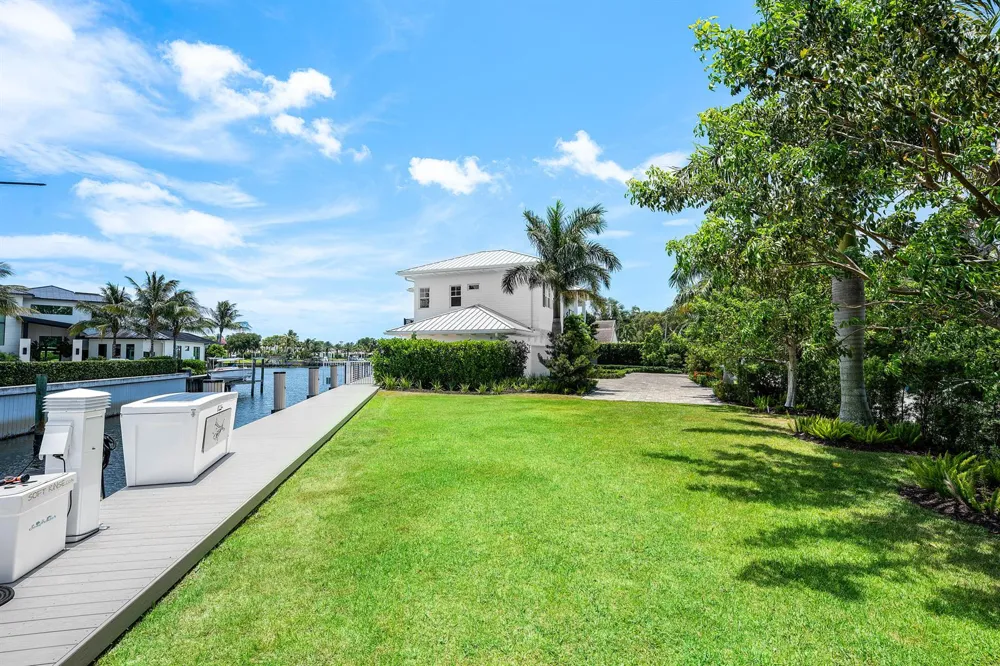 12898 S Shore Drive Palm Beach Gardens, FL 33410