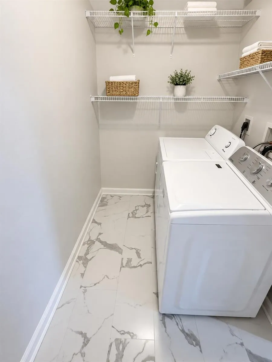 107 HALF MOON CIRCLE #D Jupiter, FL 33458