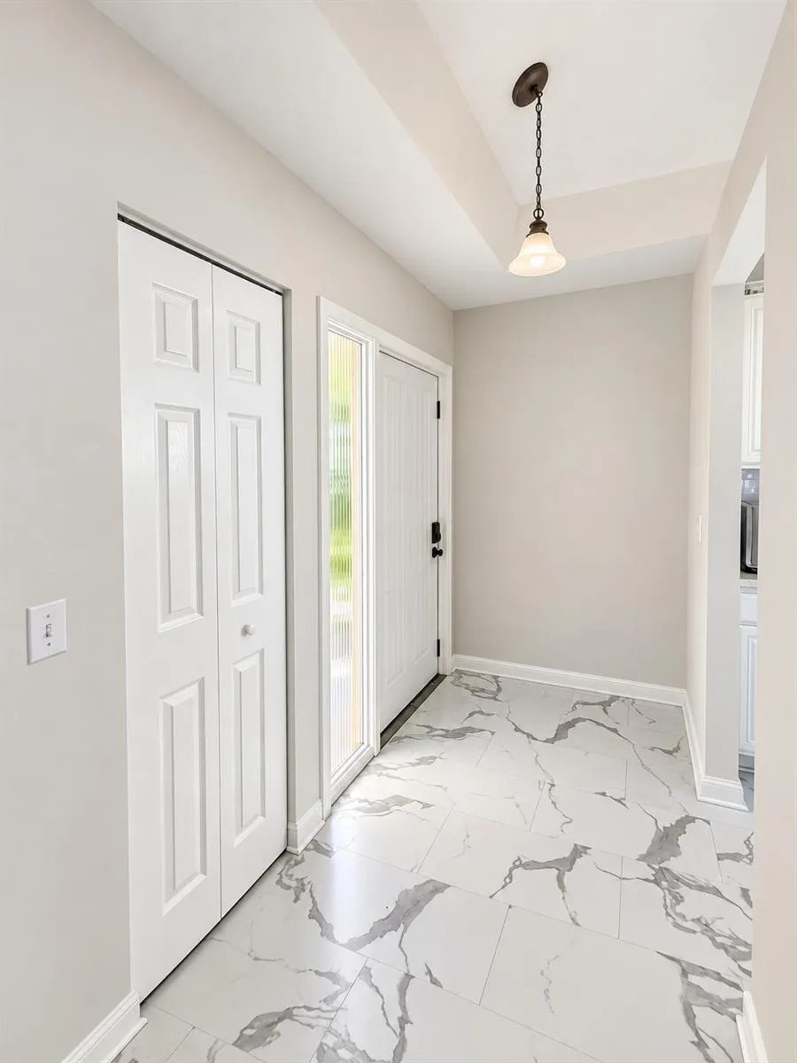 107 HALF MOON CIRCLE #D Jupiter, FL 33458