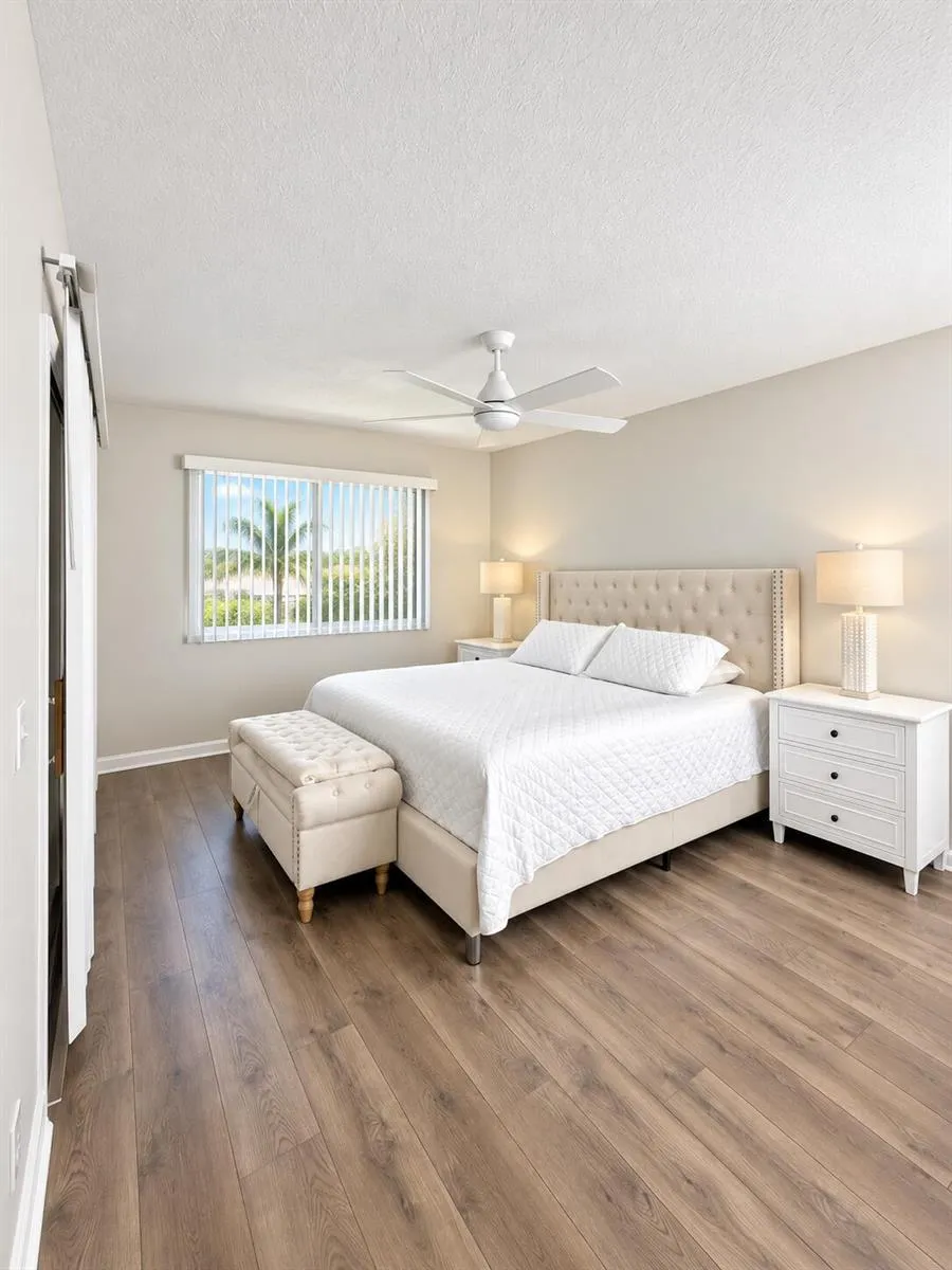 107 HALF MOON CIRCLE #D Jupiter, FL 33458