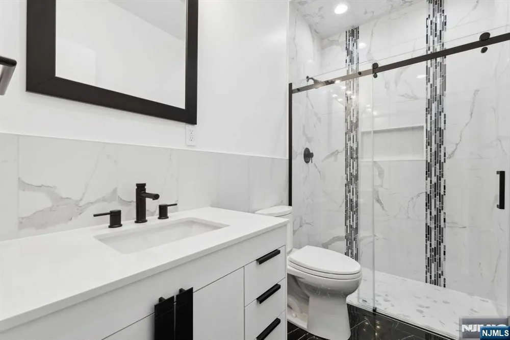 23 Rio Vista Drive Alpine, NJ 07620