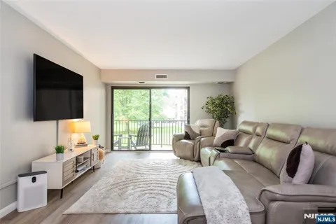 521 Piermont Avenue 119A