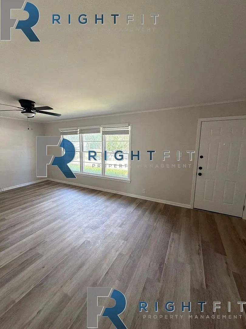 1214 Mockingbird Lane Texarkana, TX 75501