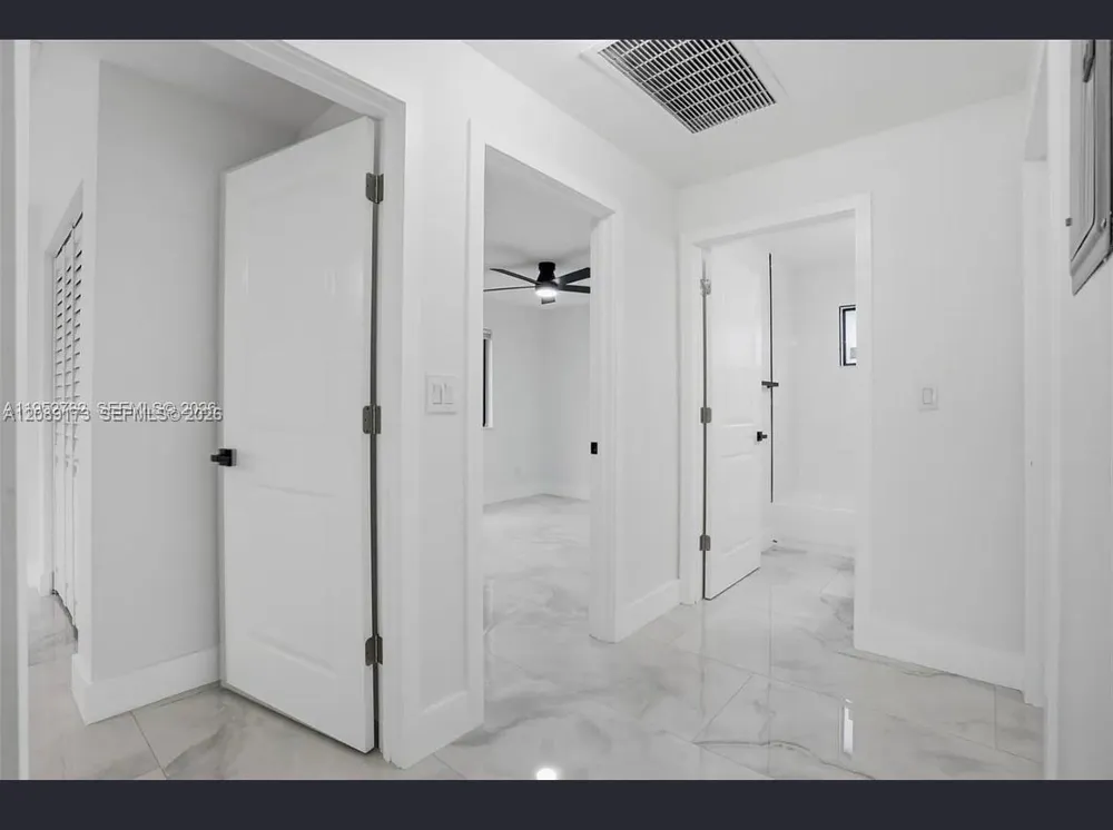 1411 NW 40th St #1 Miami, FL 33142