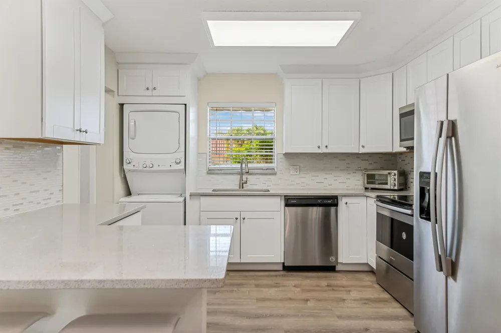 118 Amherst Lane Lake Worth, FL 33467